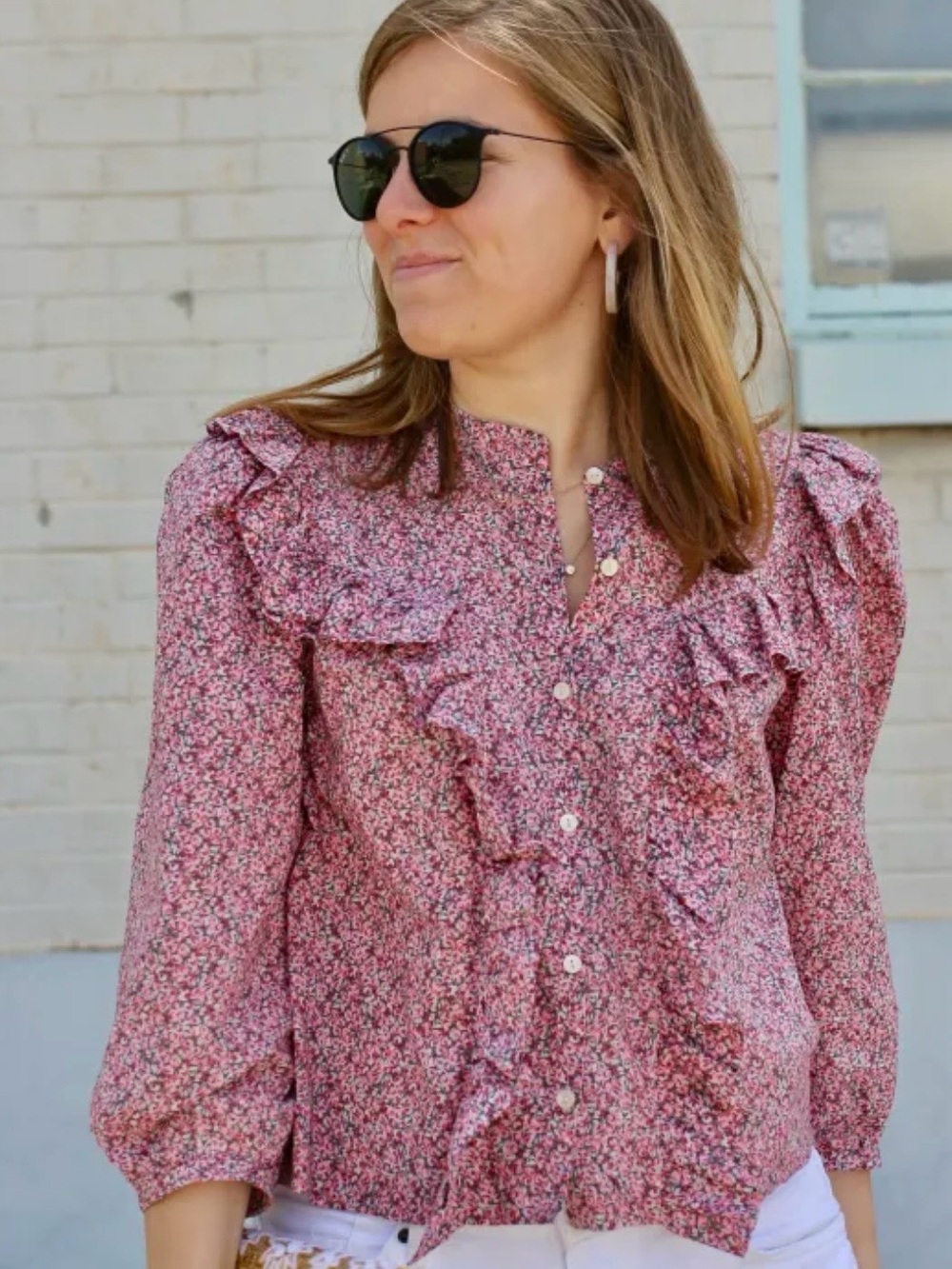 La Vie Rebecca Taylor Pink Floral Ruffle Shirt Size Medium Button Down Blouse